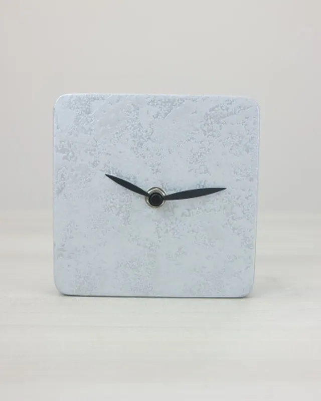 SILVER CLOOCK Orologio artigianale in legno verniciatura materica