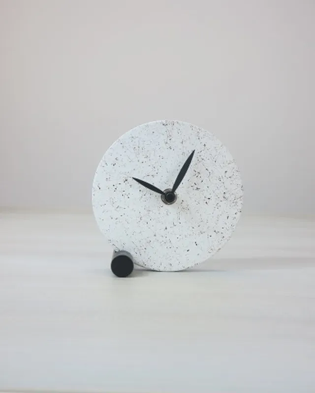 MARBLE CLOCK Orologio rotondo d'appoggio effetto marmo