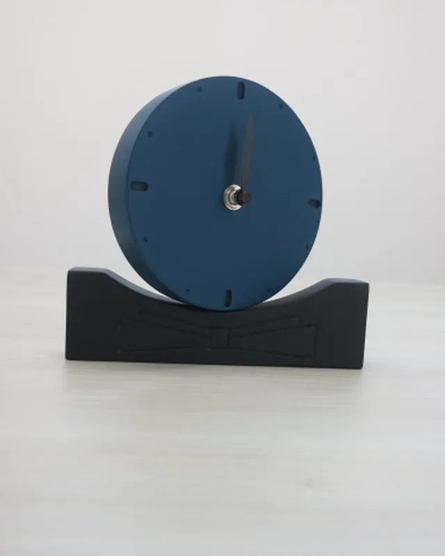 MR CLOCK orologio d'appoggio in legno verniciato