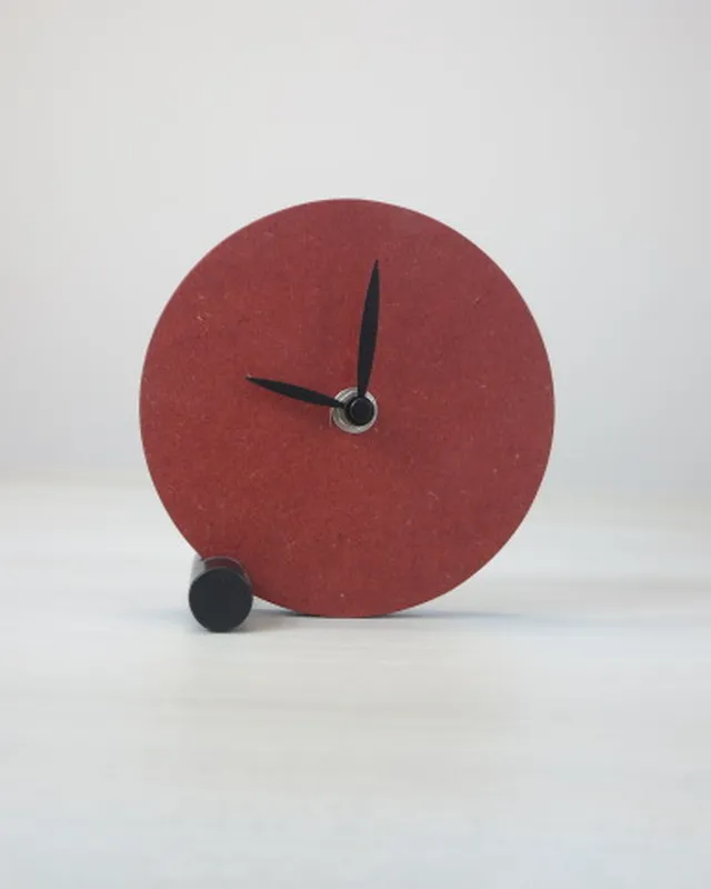 SLEEK CLOCK VINACCIO orologio d'appoggio in legno